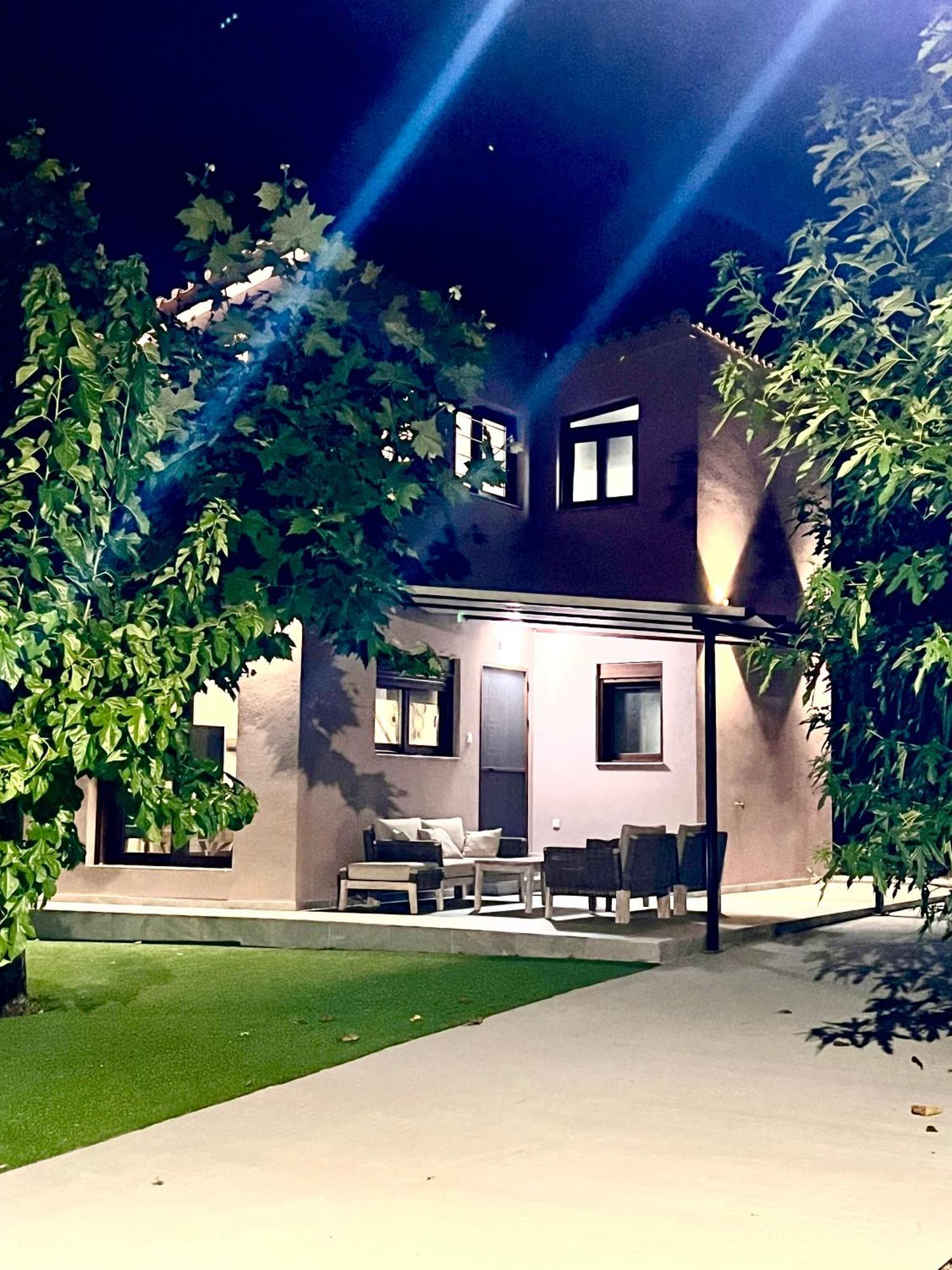 Rouga Paradise Resort 沃尼扎 外观 照片